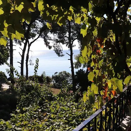 Mathesi Sea View Holiday home *